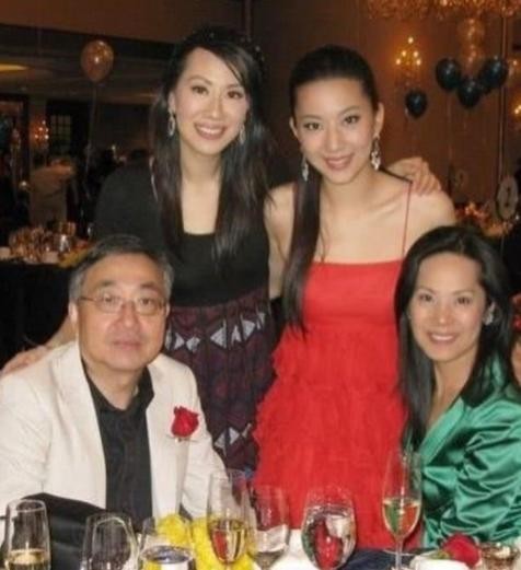 “名媛”汪圆圆，被母亲送进豪门，3年生3娃稳握继承权