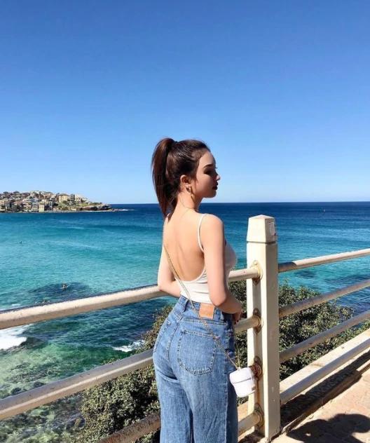 潮流欧美现代牛仔裤女,五角星工装牛仔裤潮流