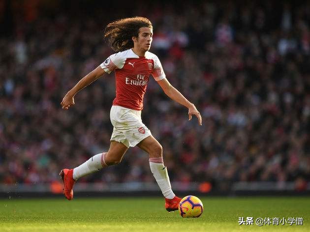 球星发型哪个最好,球星们的帅气发型推荐