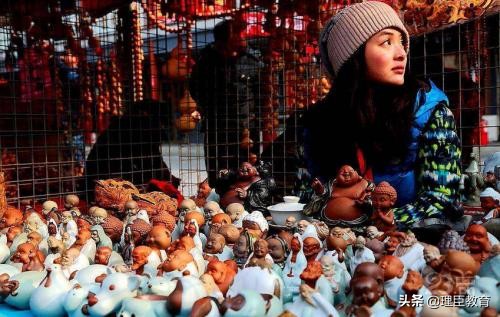 地摊卖什么最火新手摆地摊教学,新手怎样入门摆地摊卖什么最火