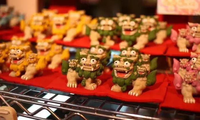 恋恋冲绳丨有一种海水的蓝，叫做“果冻蓝”