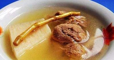 女人补气血养生秘方,花胶补气血汤做法及功效