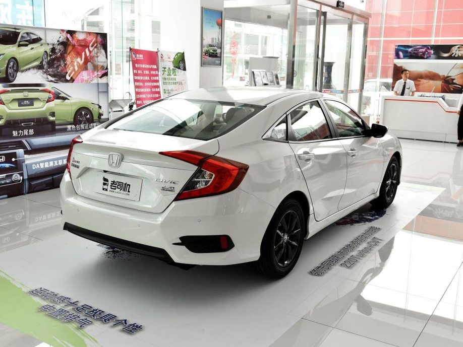 追风少年看这里！小哥告诉你如何选购新款思域