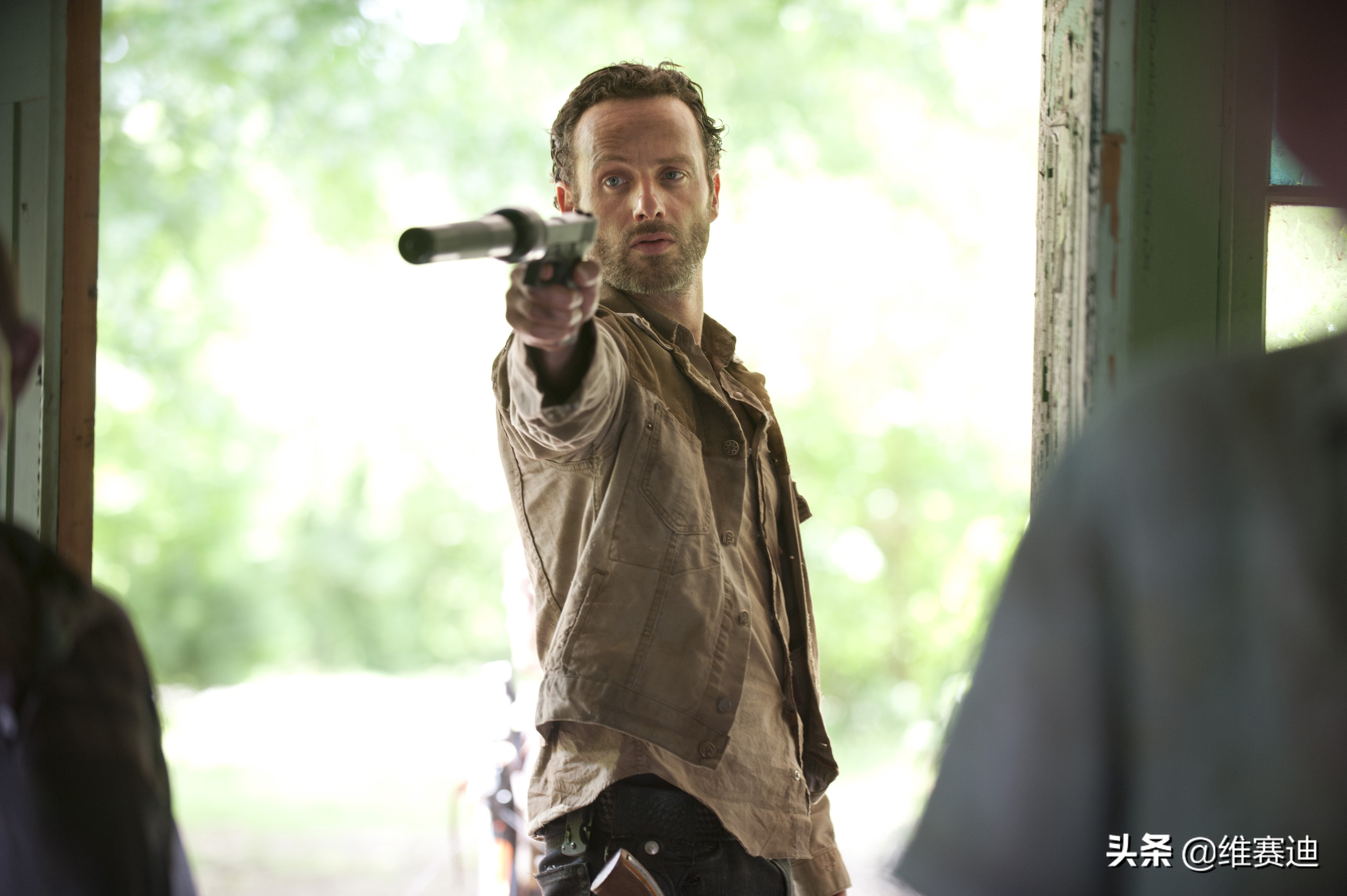 行尸走肉瑞克和尼根首次冲突,行尸走肉第一集瑞克碰到格伦