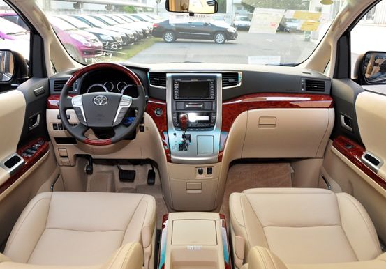 富豪的入场券丰田埃尔法,富人的入场券汽车中的头等舱