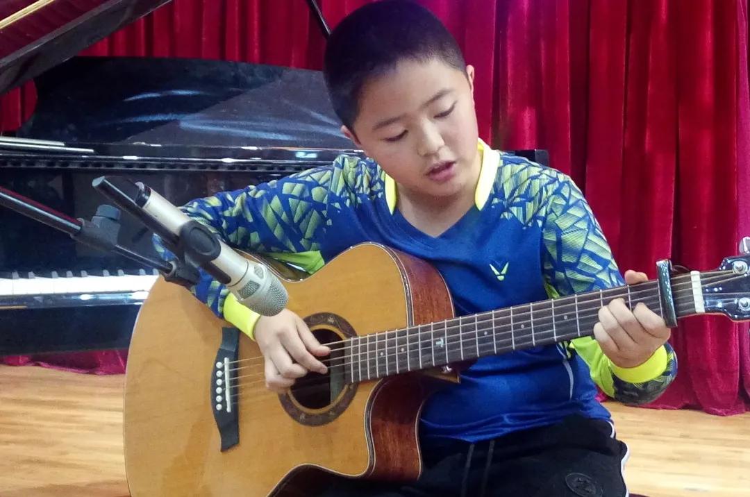 邛崃市北街小学：尚美怡情、艺美德和