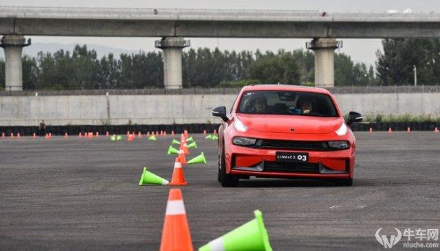 三缸大佐评价领克03,领克03三缸发动机拆解视频