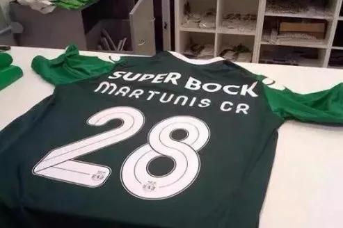 C罗为地震灾区捐赠物资,C罗为土叙地震灾区捐赠物资