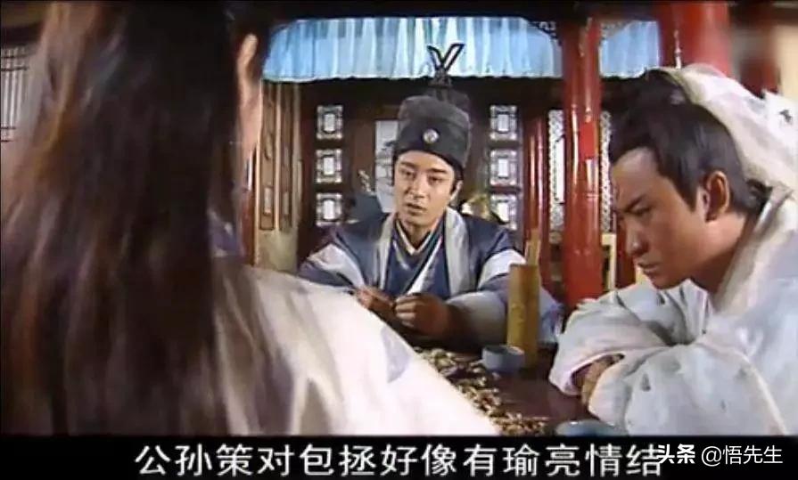 致我们逝去的童年往事只能回味,致我们逝去的童年时光一去不复返