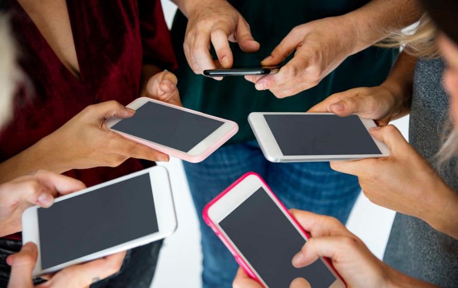 手机细菌污渍怎么去除,手机细菌