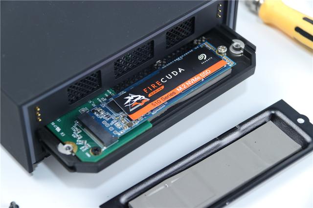 希捷4tb内存扩展坞,希捷游戏扩展坞更换