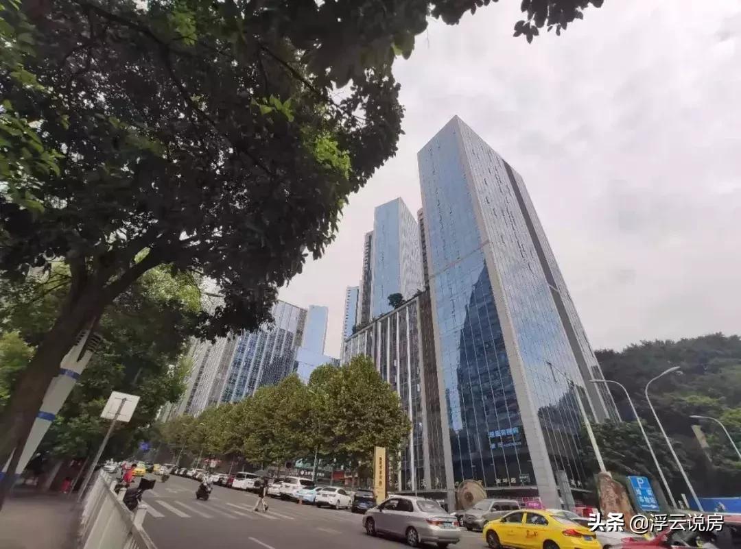 重庆一线江景大平层,重庆江景豪宅测评报告