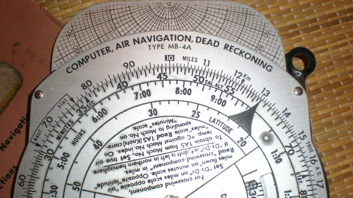 有gps怎么找到位置,以前没有gps飞机是怎么导航的