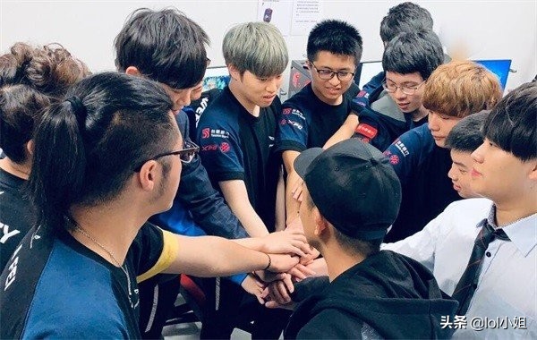 2019季中邀请赛谁是冠军,2018季中赛冠军队伍