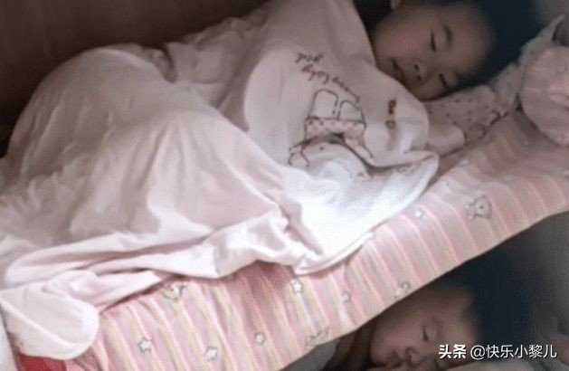 奶爸带孩子火了,奶爸带萌娃玩耍火了