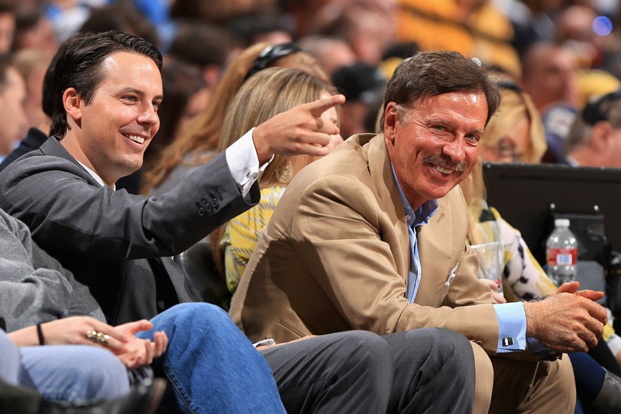 阿森纳老板发家史,阿森纳的抠门老板