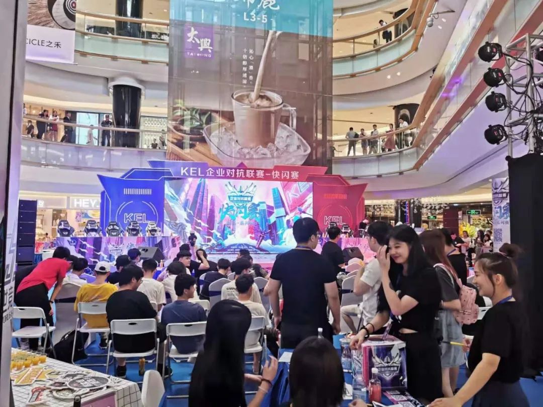 年销售额32亿！一个体育老师打造的商场，在深圳竟火了11年