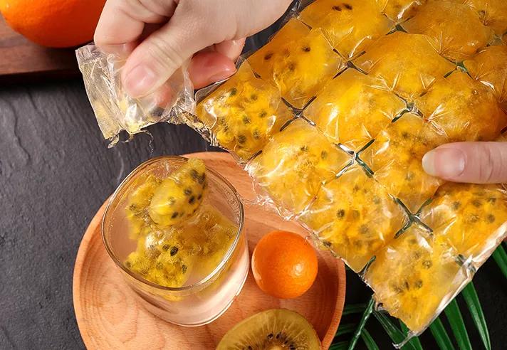 如何用冰块做夏日冷饮,冷饮里加的冰块怎么做