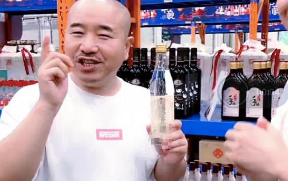 赵本山徒弟王小利完整版,赵本山徒弟王小利身价有多少钱