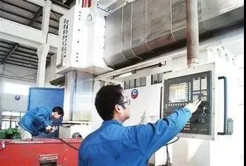 工厂里做数控技术员好吗,数控工人为什么难招