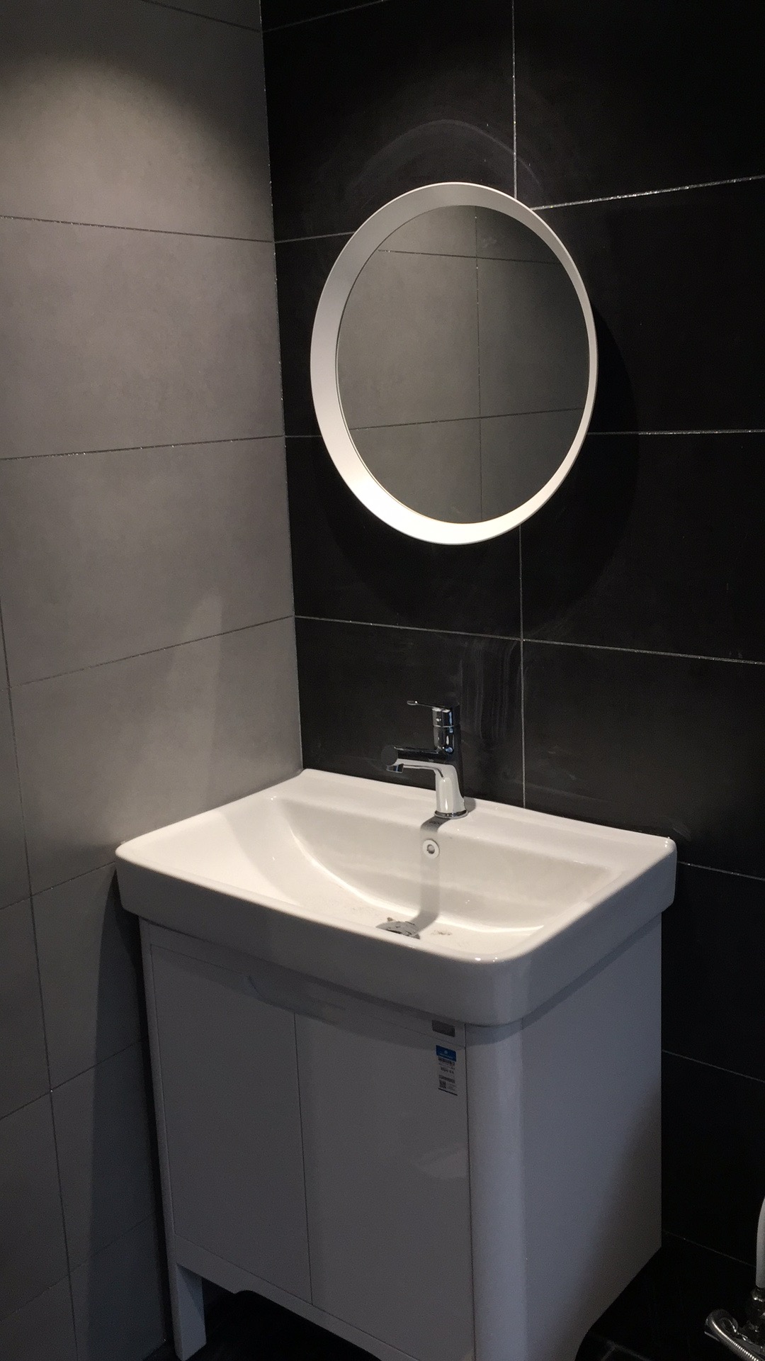 浴室柜台下盆尺寸怎么挑选,怎么挑选定制浴室柜行情价格