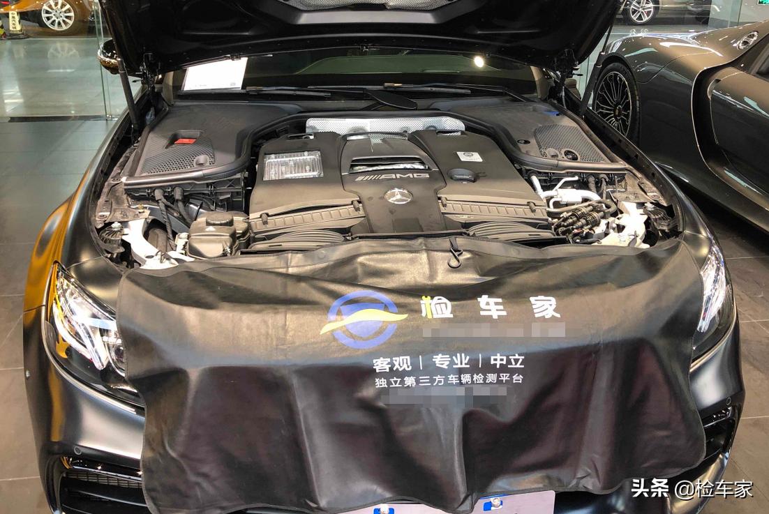 奔驰amge63s百公里加速2022款,全新奔驰amge63s磨砂黑