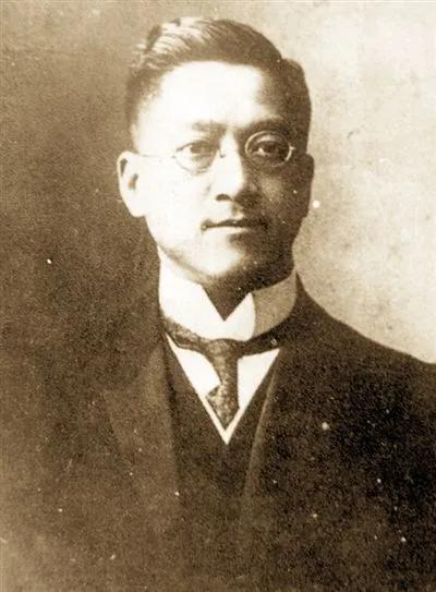 弘扬五四精神铭记百年党史的背景,百年党史之五四精神