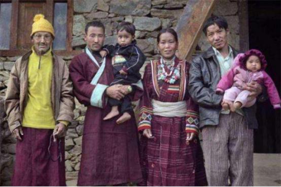 尼泊尔一妻多夫制度有多尴尬,尼泊尔独特一妻多夫制度