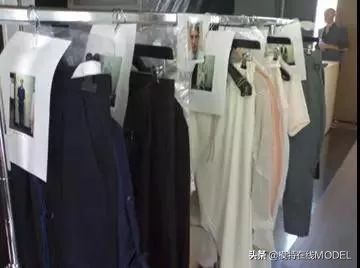 t台走秀失误事件,t台走秀意外曝光瞬间