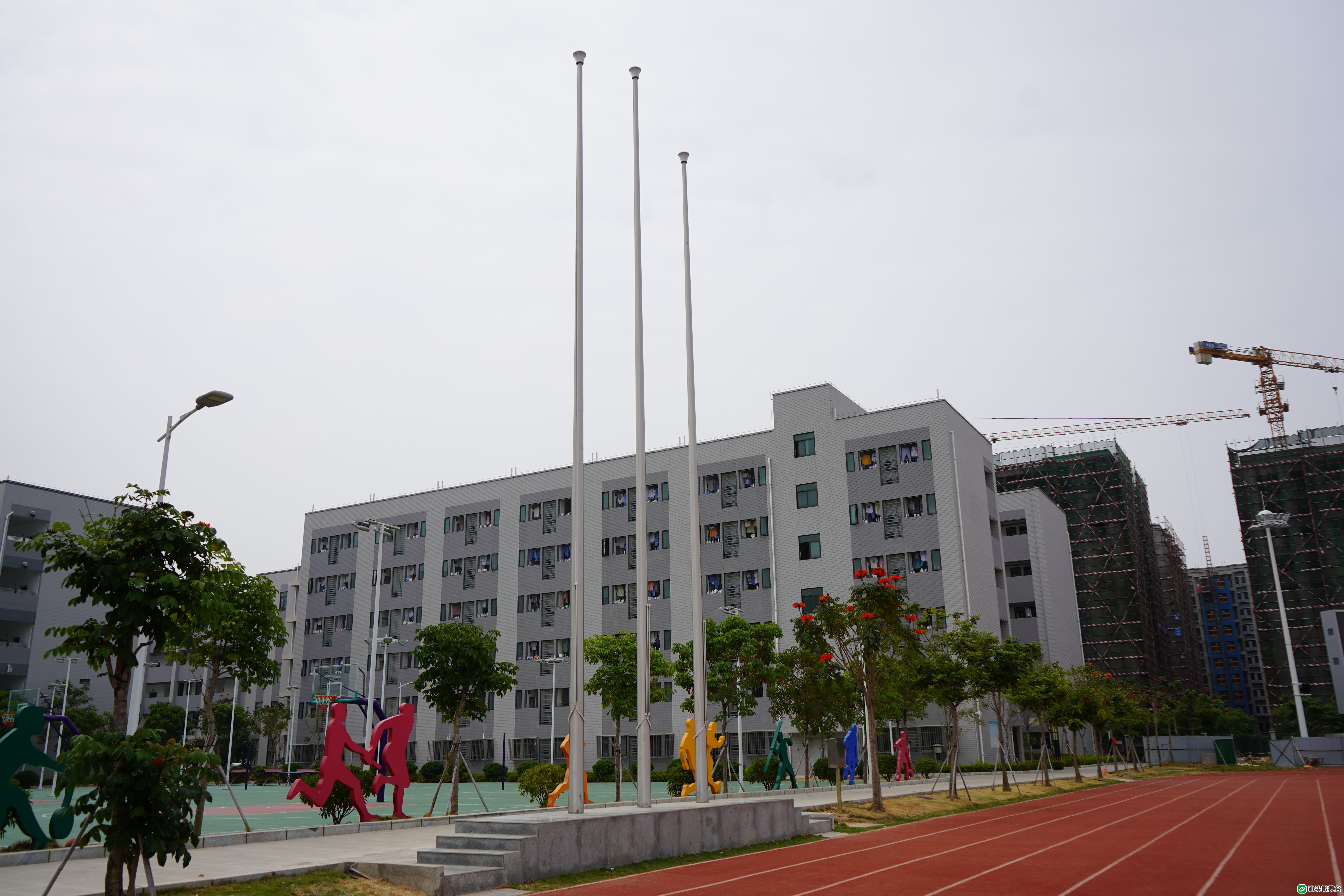 汕头亚青会足球比赛场地,亚青会体育馆足球赛开幕式