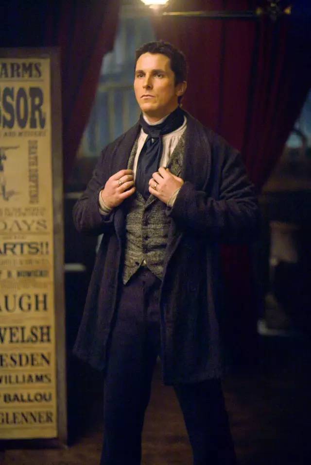 蝙蝠侠贝尔经典视频,蝙蝠侠贝尔新电影