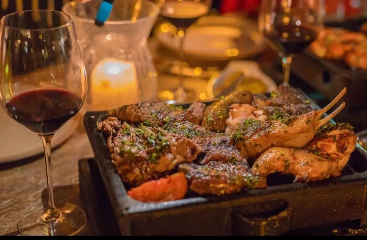 去迪拜旅游有什么值得买的东西,迪拜几月份旅游便宜