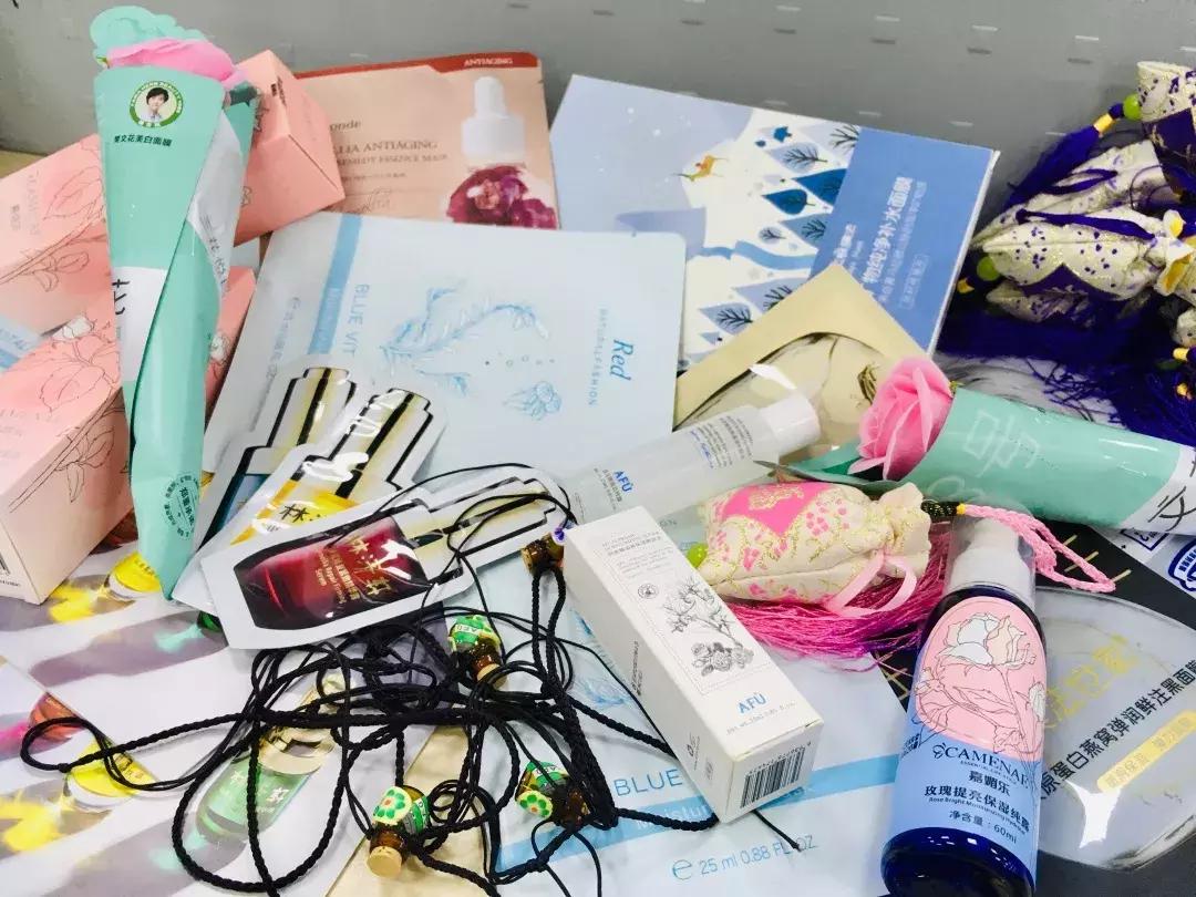 春风十里，不如安阳万达广场陪你。