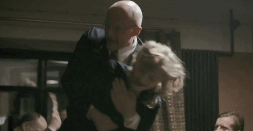 它是改变影史的神作，还是惨无人道的*行暴**？