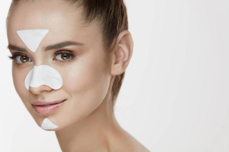 黑头怎么去除简单方法学生,自己挤黑头粉刺的正确方法