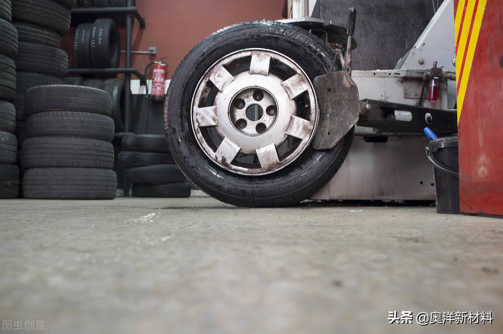 轮毂清洗剂和去铁粉清洗剂一样吗,轮毂清洗剂和塑料件清洗剂区别