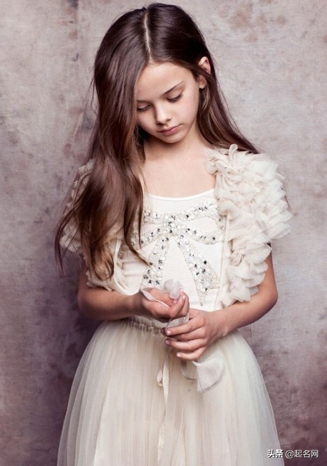 宋词中隐藏的女孩名字,藏在宋词中的绝美名字