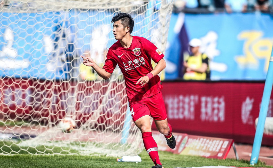 李建斌踢晕队友,李建斌散打动作