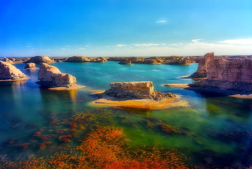 不愿意去人挤的地方,不想去外面人挤人又想人少景美