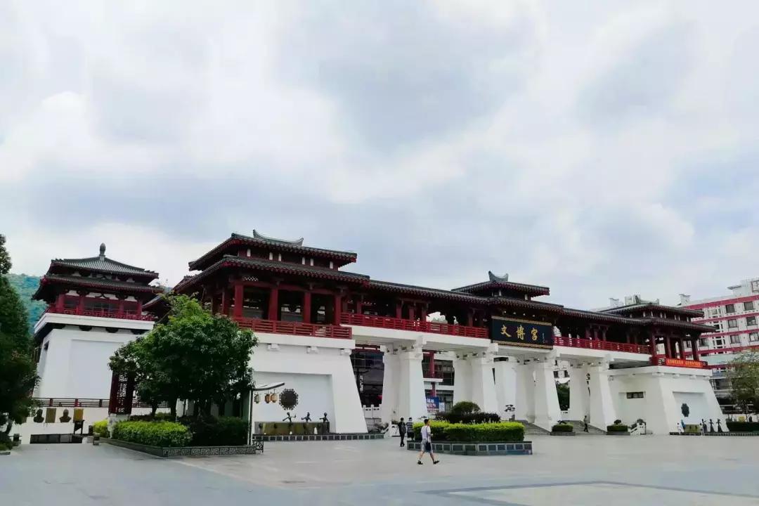 深圳最具特色的十个小镇,深圳深业特色小镇在哪里