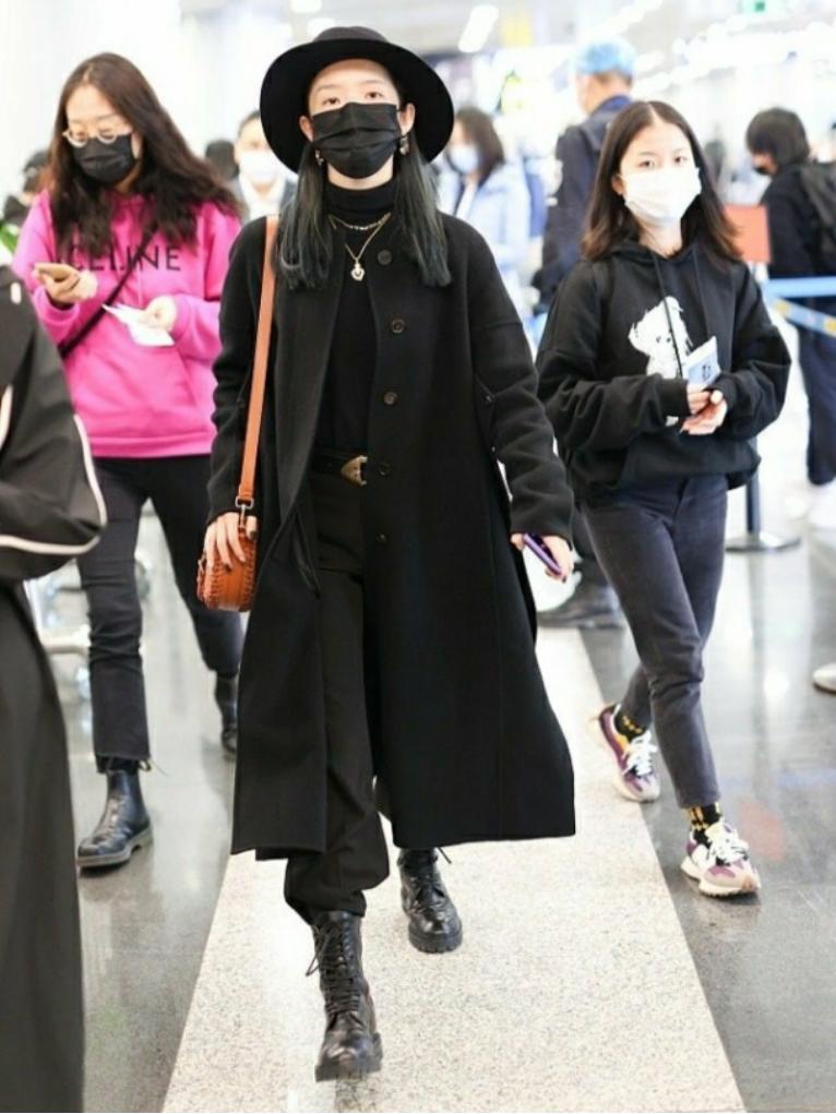 孟美岐的身材曲线,孟美岐的身材和腿