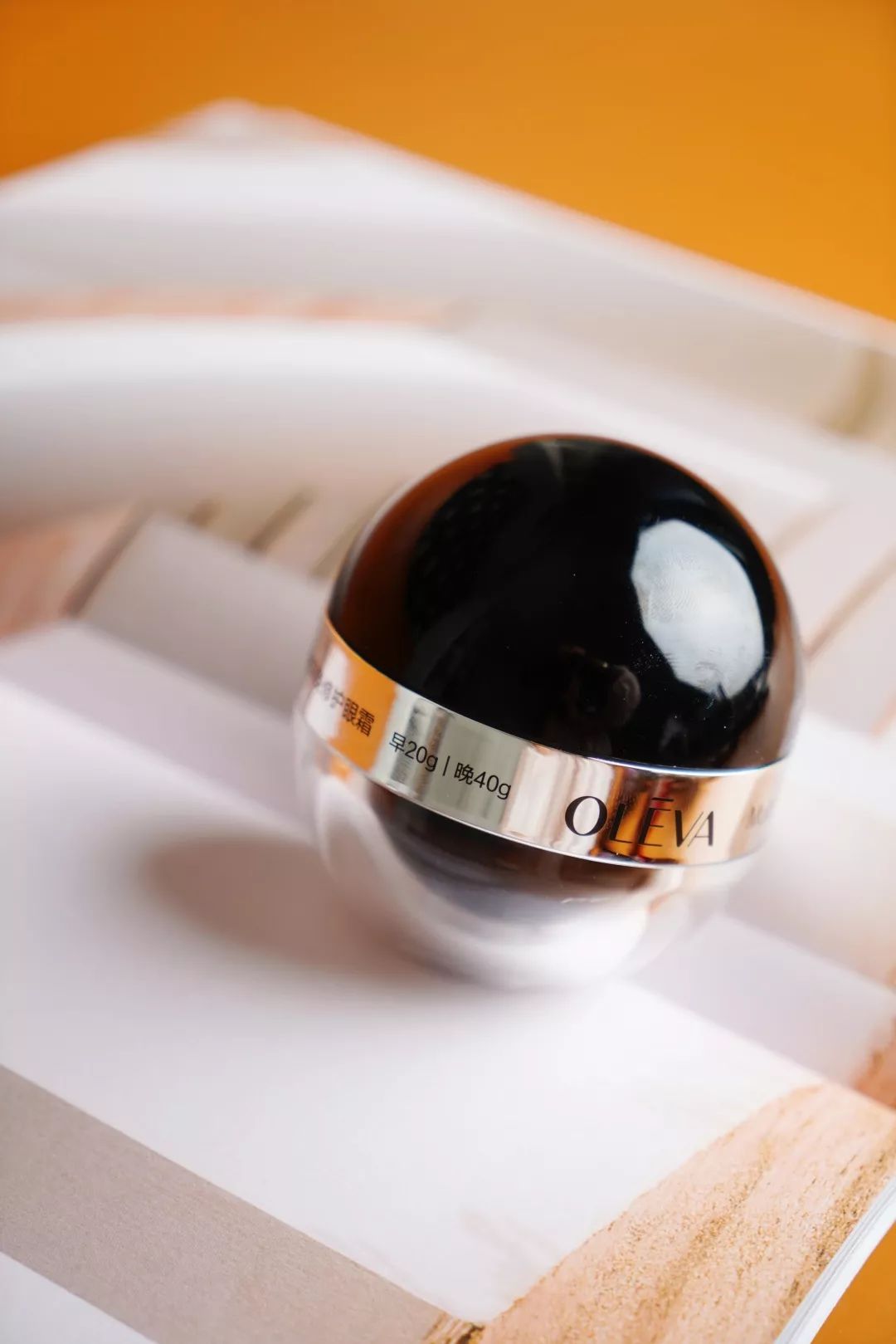 入秋了，准备换购买买买的你，不来看看本期眼霜+眼妆大合集嘛