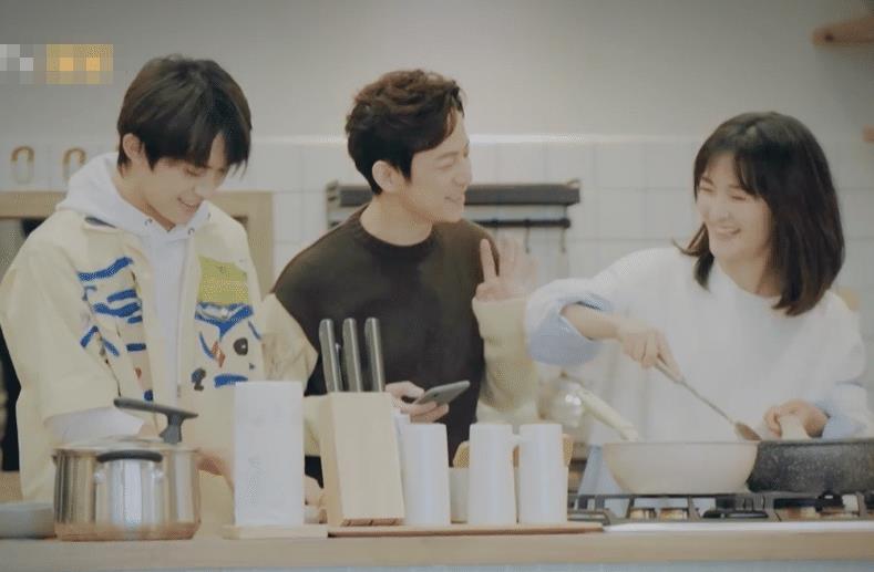 何炅和汪涵在湖南台的地位,怎样评价湖南台主持人何炅汪涵