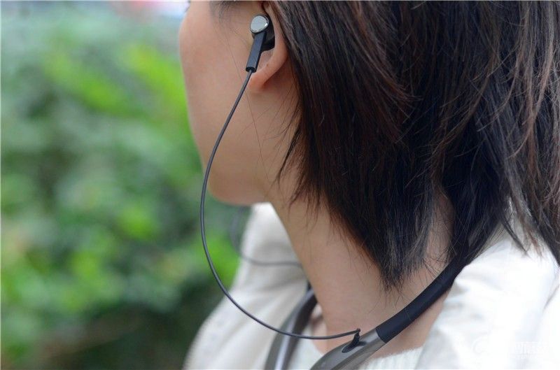 三星蓝牙耳机评测,iqoo运动蓝牙耳机测评