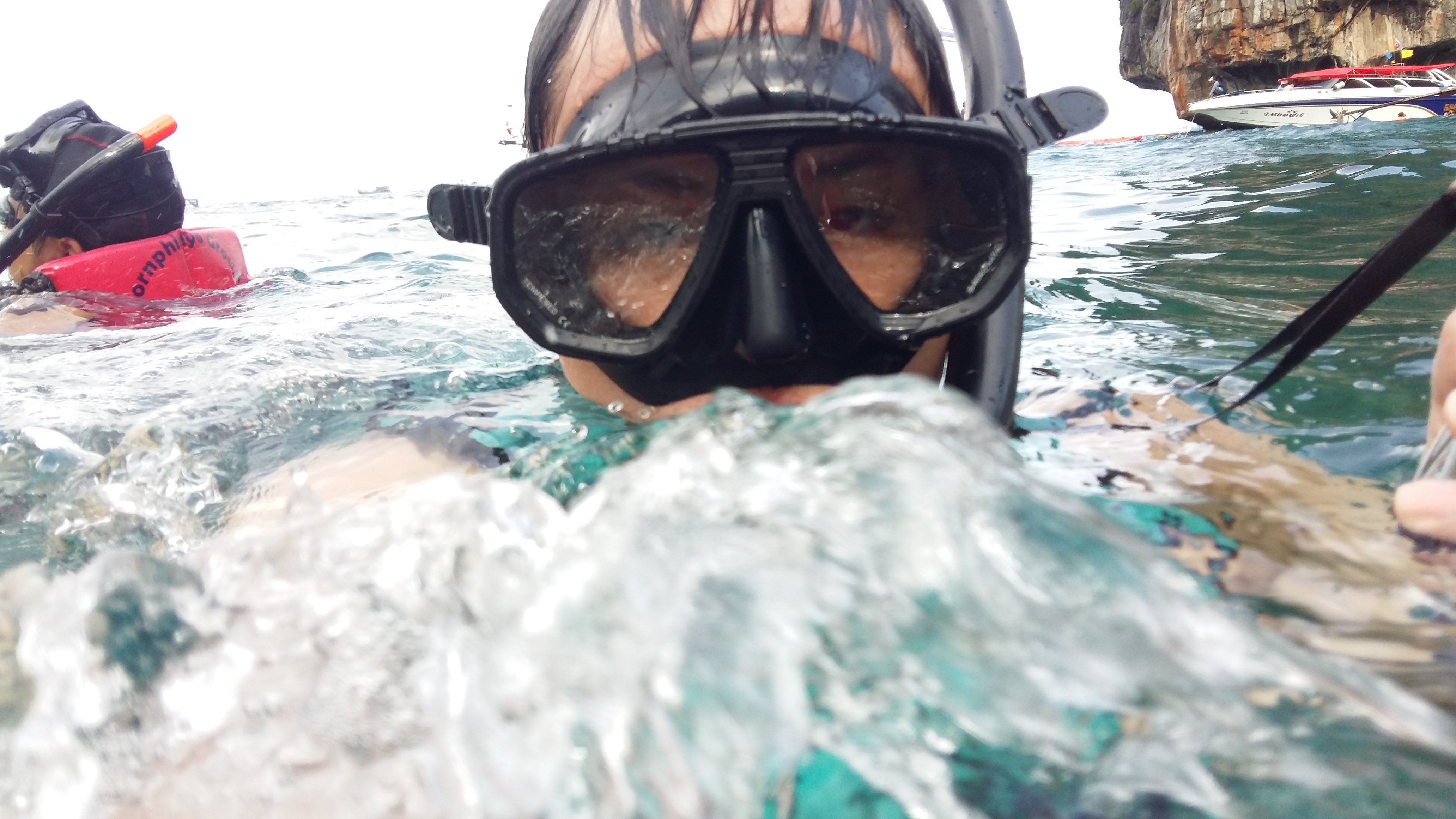 在普吉岛浮潜拍到的美妙海底世界 (普吉岛cape panwa hotel浮潜)