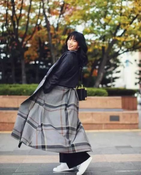 mcm为什么有的深有的浅,mcm为什么火