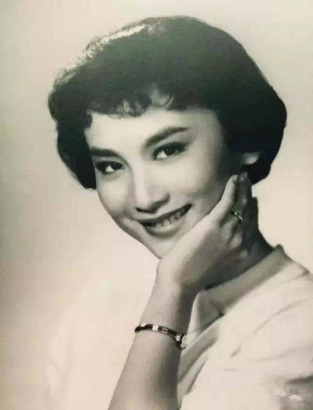 夏梦：金庸的梦中情人，刘德华的伯乐，著名导演为她终生未婚