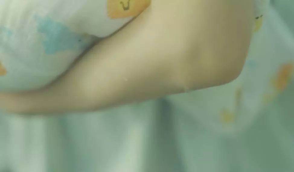 雷佳音曝汤唯身体隐私引其崩溃落泪：有一种谎言，叫做为母则刚