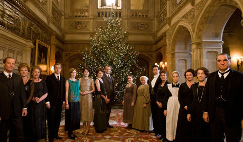 唐顿庄园贝茨托马斯,唐顿庄园贝茨为什么要打托马斯