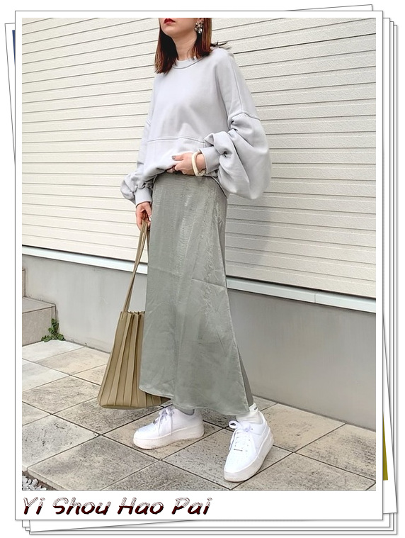 秋冬季小白鞋穿搭分享,质感的小白鞋怎么搭配好看